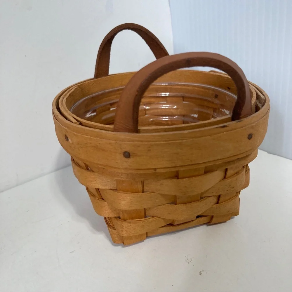 LONGABERGER 1997 Small Mini Round Planter Basket Leather Handles 4.5 x 3 in Tall